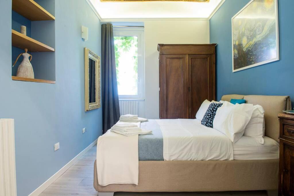 Colosseum/Panisperna Nina Apartament With Terrace ローマ エクステリア 写真
