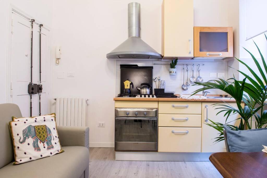 Colosseum/Panisperna Nina Apartament With Terrace ローマ エクステリア 写真