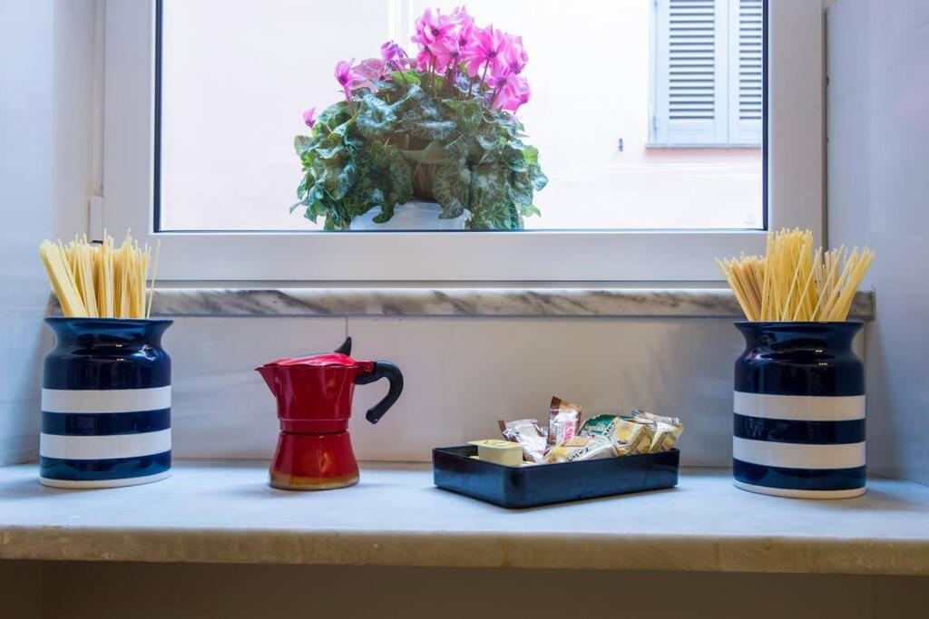Colosseum/Panisperna Nina Apartament With Terrace ローマ エクステリア 写真